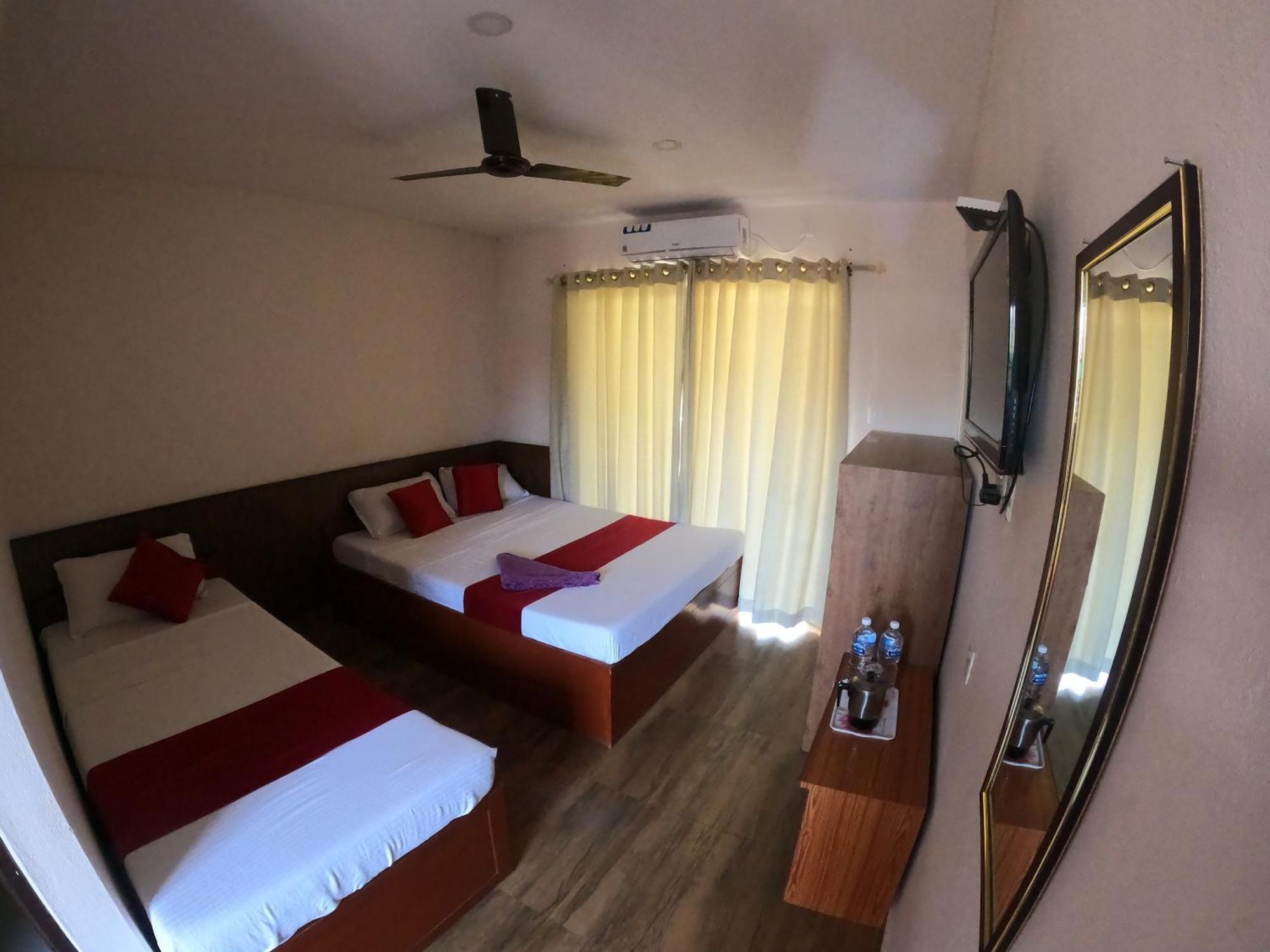 Hotel Dolly โพคารา ภายนอก รูปภาพ