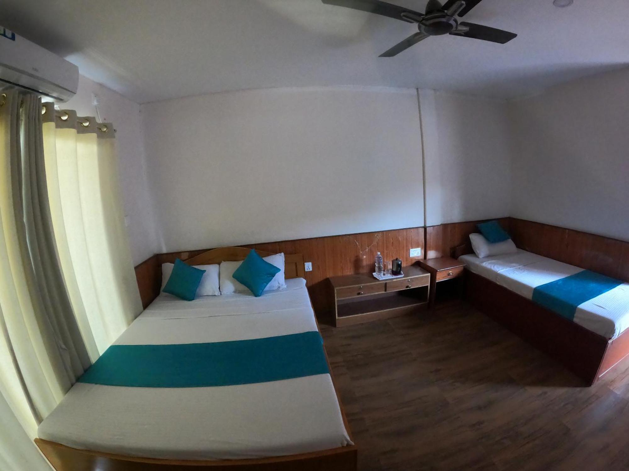 Hotel Dolly โพคารา ภายนอก รูปภาพ